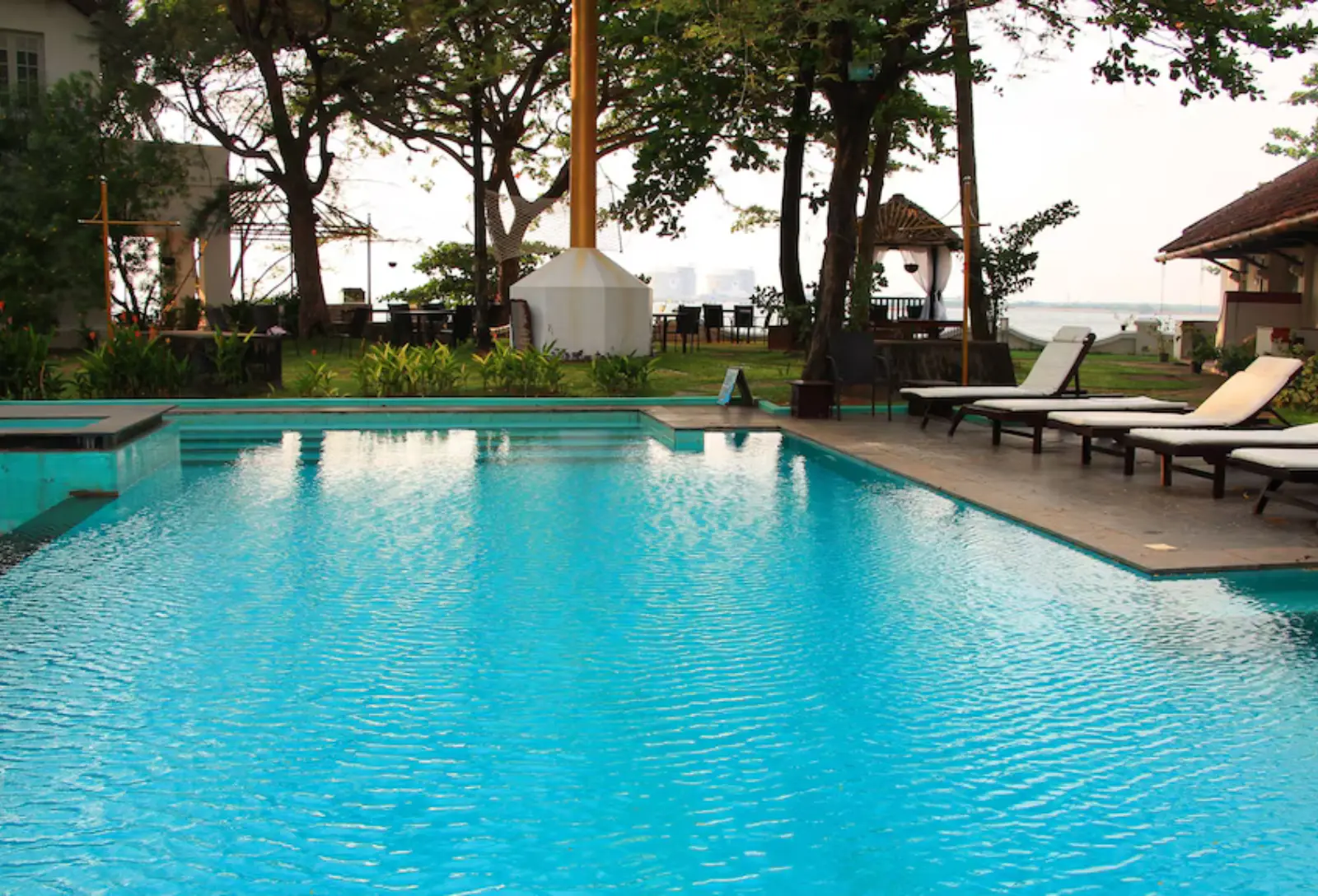 Heritage Hotel in Fort Kochi: Experience Timeless Stay by the Sea